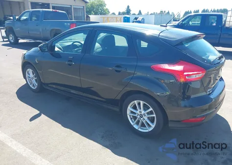 2015 Ford Focus Se z USA, uszkodzony, nr VIN 1FADP3K22FL342091